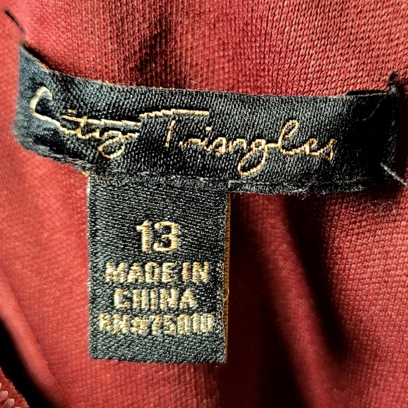 City Triangles Womens Mini Dress Red Size 13 Glittered Cutout Back Slit Holiday - Picture 9 of 9